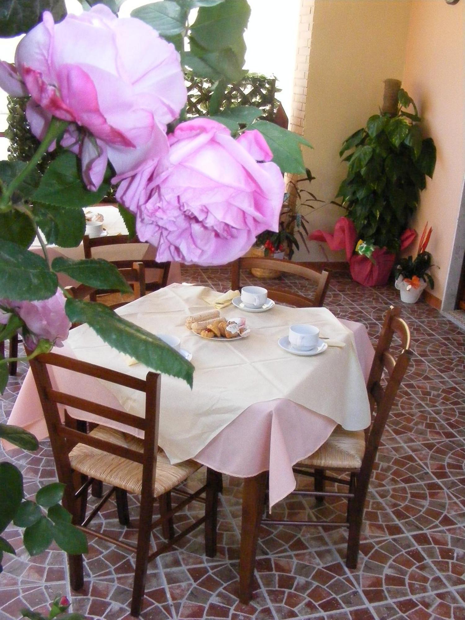 Sa Marina Bed and Breakfast La Caletta Εξωτερικό φωτογραφία